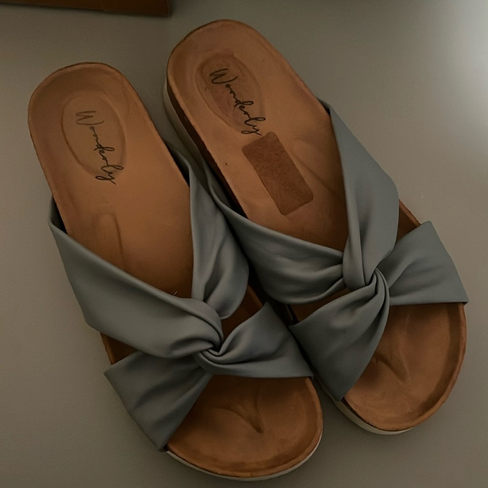 Womens shoes